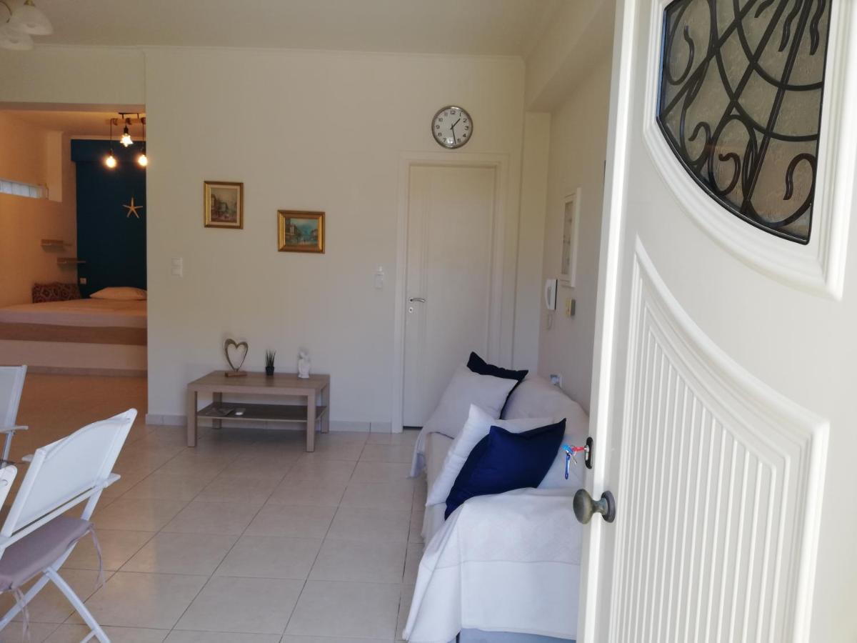 Althea Holiday Studio Agia Marina  Exterior foto